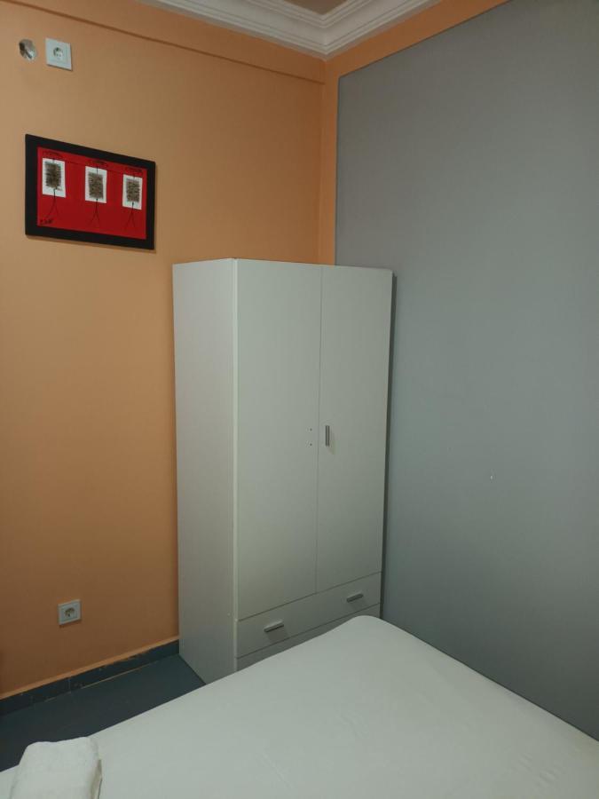 Hotel Badinca Alojamento Low Cost In Bissau Avenida Francisco Mendes Exteriör bild
