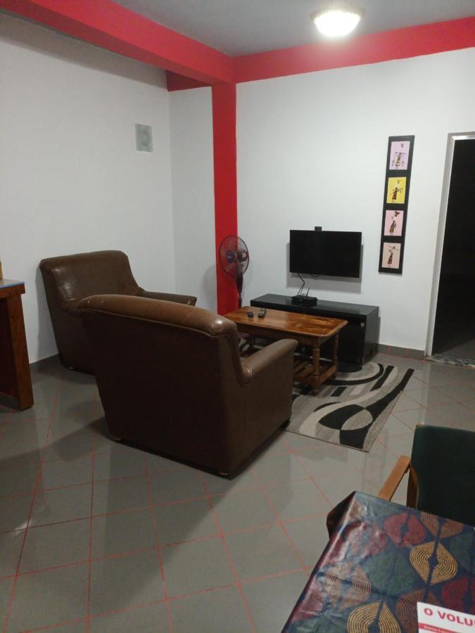 Hotel Badinca Alojamento Low Cost In Bissau Avenida Francisco Mendes Exteriör bild