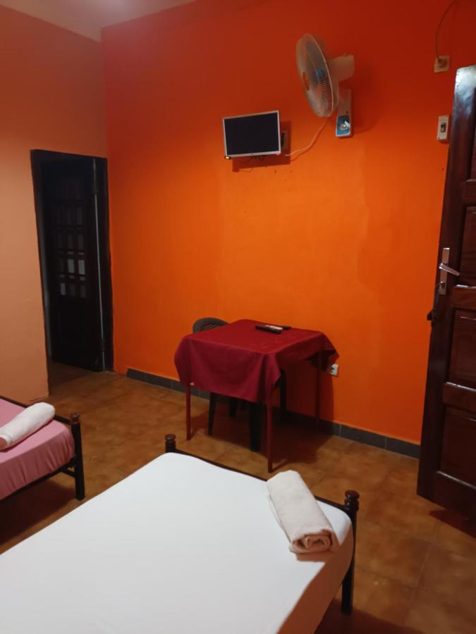 Hotel Badinca Alojamento Low Cost In Bissau Avenida Francisco Mendes Exteriör bild